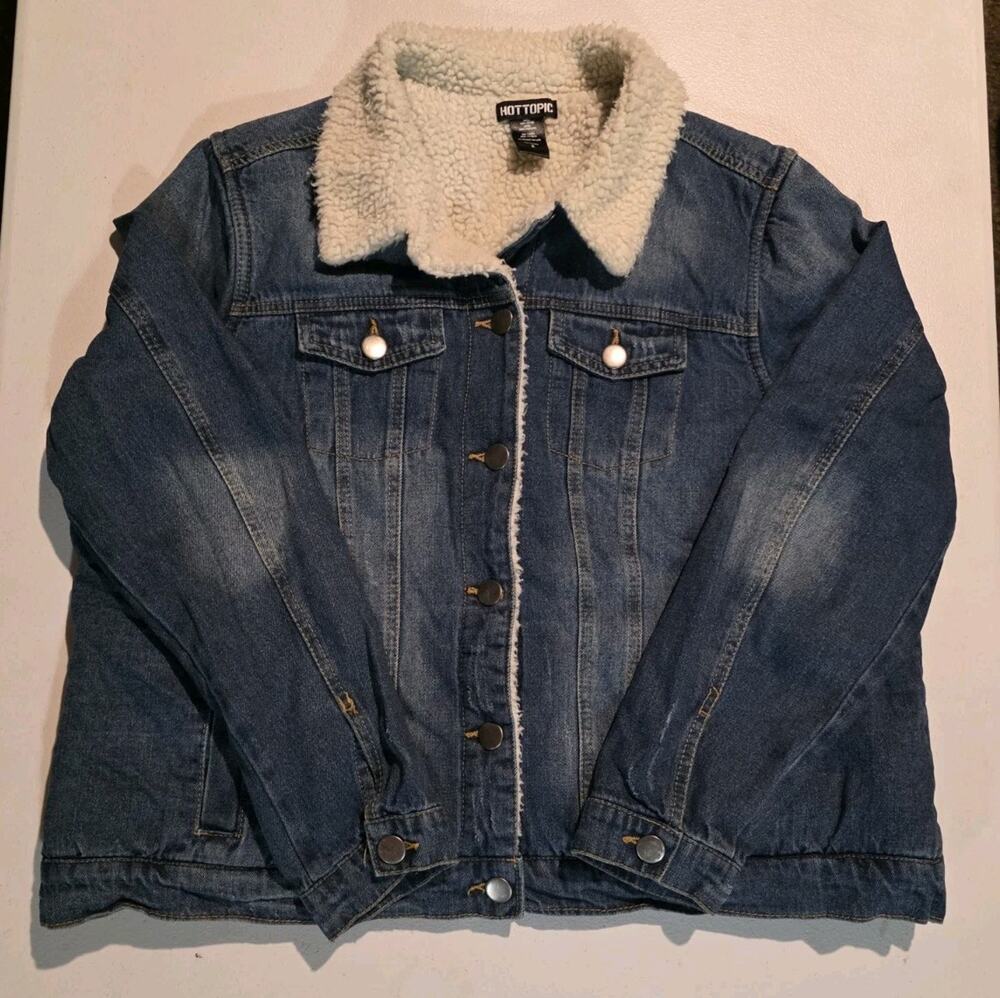 Hot Topic Womens Sherpa Lined Denim Jean Jacket Blue Trucker Size 2 Xl